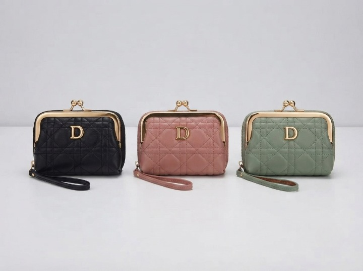 Premium Women’s Mini Walle